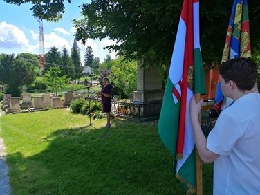 Hősök és Áldozatok napja