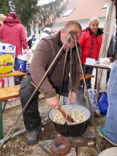 Egészségnap és  III.Töpörtyűsütő- és forraltborfőző verseny (A rendezvény részben pályázati forrásból valósult meg) 