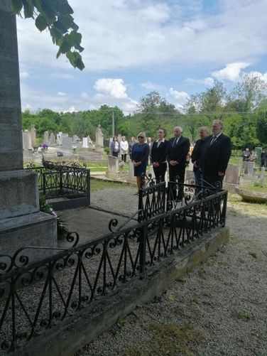 Hősök és Áldozatok napi megemlékezés