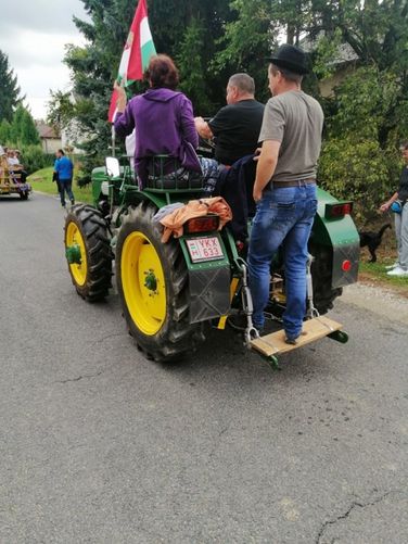 Szüreti felvonulás
