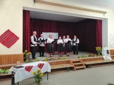 Pávakörök találkozója