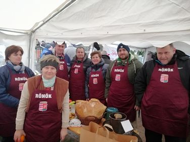 IV. Töpörtyűsütő és forraltbor főző fesztivál