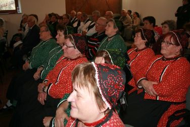 Pávakörök találkozója