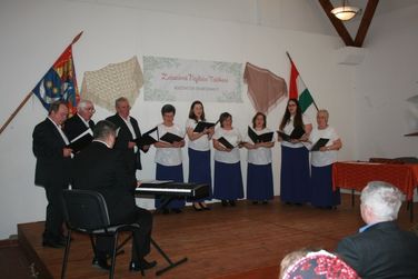 Pávakörök találkozója