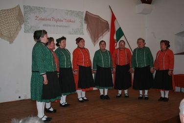 Pávakörök találkozója