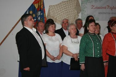 Pávakörök találkozója