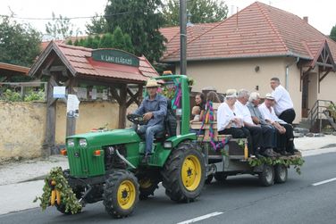 Szüreti felvonulás