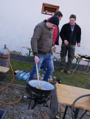 Töpörtyűsütő- és Forraltborfőző verseny