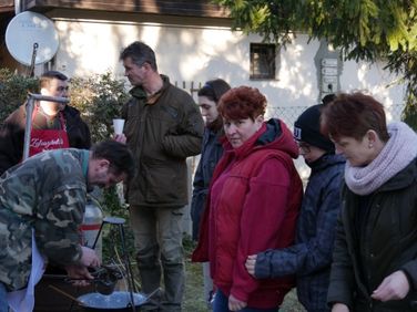 Töpörtyűsütő- és Forraltborfőző verseny