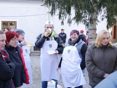 Töpörtyűsütő- és Forraltborfőző verseny