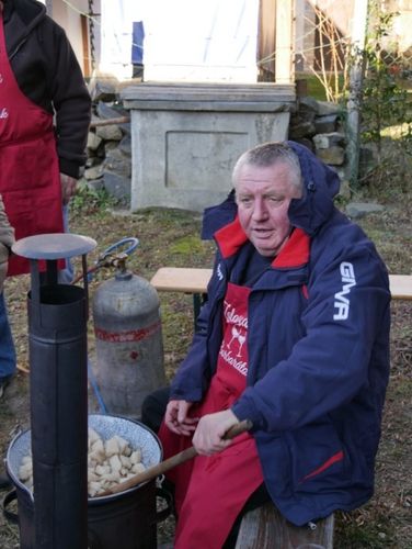 Töpörtyűsütő- és Forraltborfőző verseny