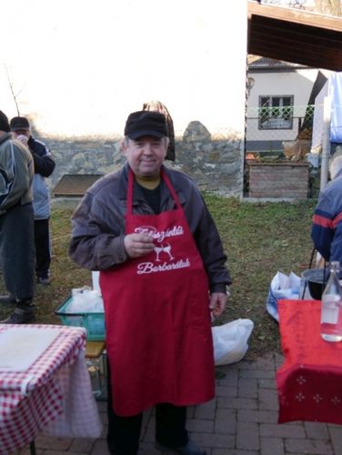 Töpörtyűsütő- és Forraltborfőző verseny