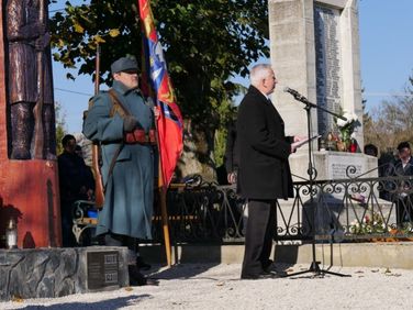 I. világháborús emlékmű avatás - a Szárnyak Alapítvány megemlékezése