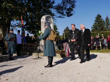 I. világháborús emlékmű avatás - a Szárnyak Alapítvány megemlékezése