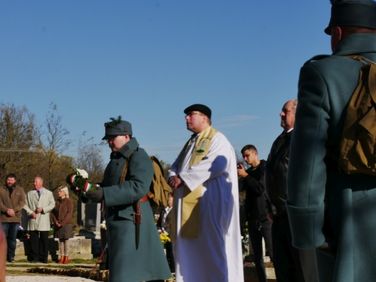 I. világháborús emlékmű avatás - a Szárnyak Alapítvány megemlékezése