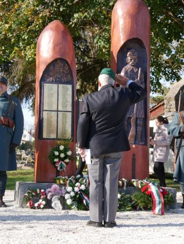 I. világháborús emlékmű avatás - a Szárnyak Alapítvány megemlékezése