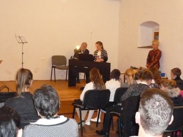 Adventi hangverseny